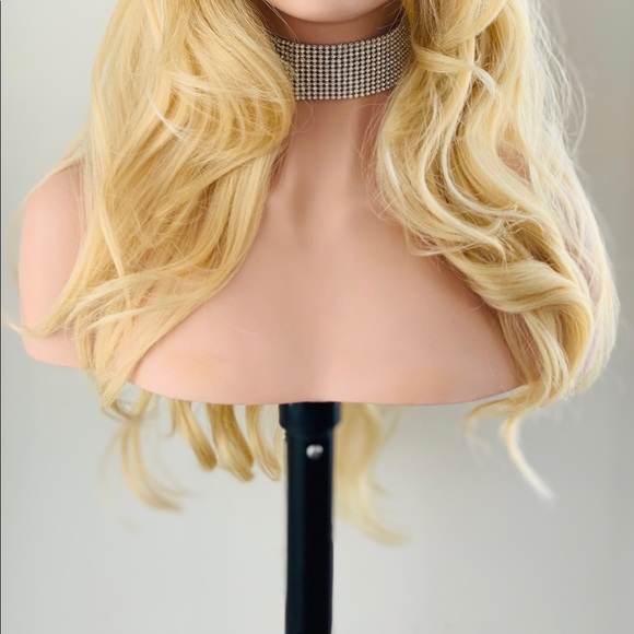 Very Pretty Ombre Blonde “Put On & Go” Premium Fiber Wig for Daily Wear/Events - Picture 9 of 15
